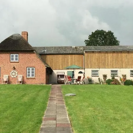 In With A Fireplace And A Beautiful Garden * Westerhever