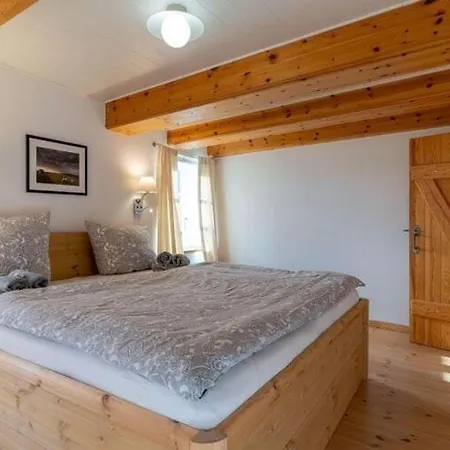 In With A Fireplace And A Beautiful Garden Holiday home Westerhever