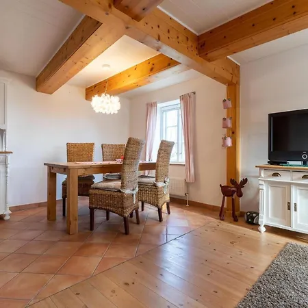 Hébergement de vacances In Mit Garten