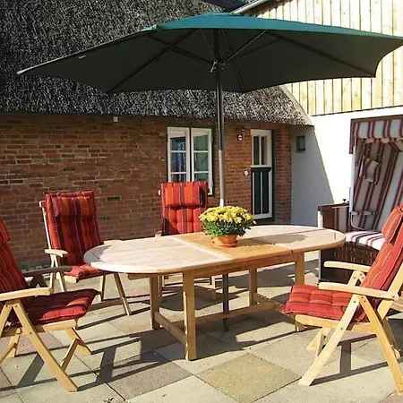 In Mit Garten Hébergement de vacances Westerhever